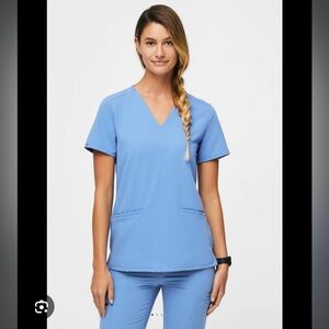 FIGS LOT of 4 scrub sets Ceil blue Zamora jogger/Casma 3-pocket scrub top Medium